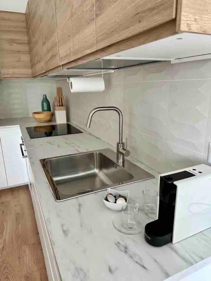 Luxury 2 Bedroom Apartament, Close To San Siro, Fiera And 10 Min Metro To Duomo Милан Экстерьер фото